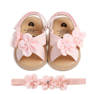 Girl's sandals