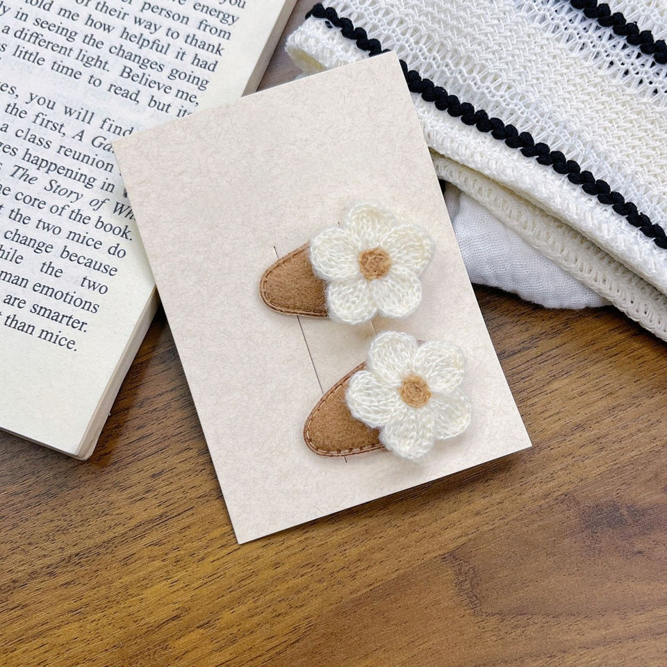 2pcs Rustic Daisy Snap Clip