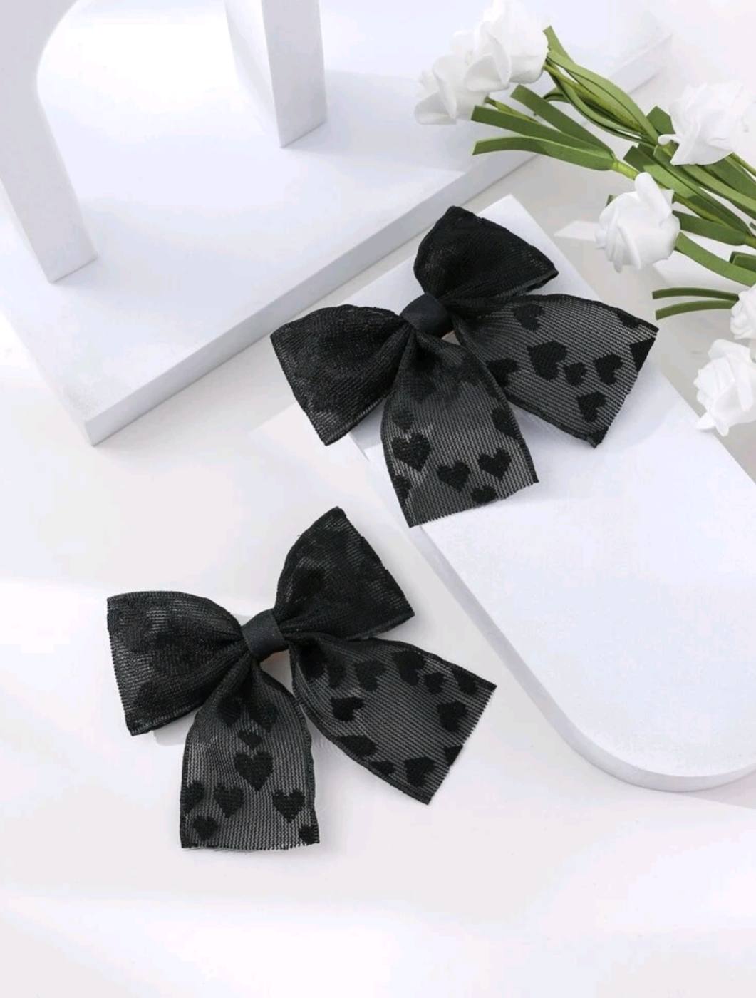 2pcs Hearts patterned Ribbon Bow Clip