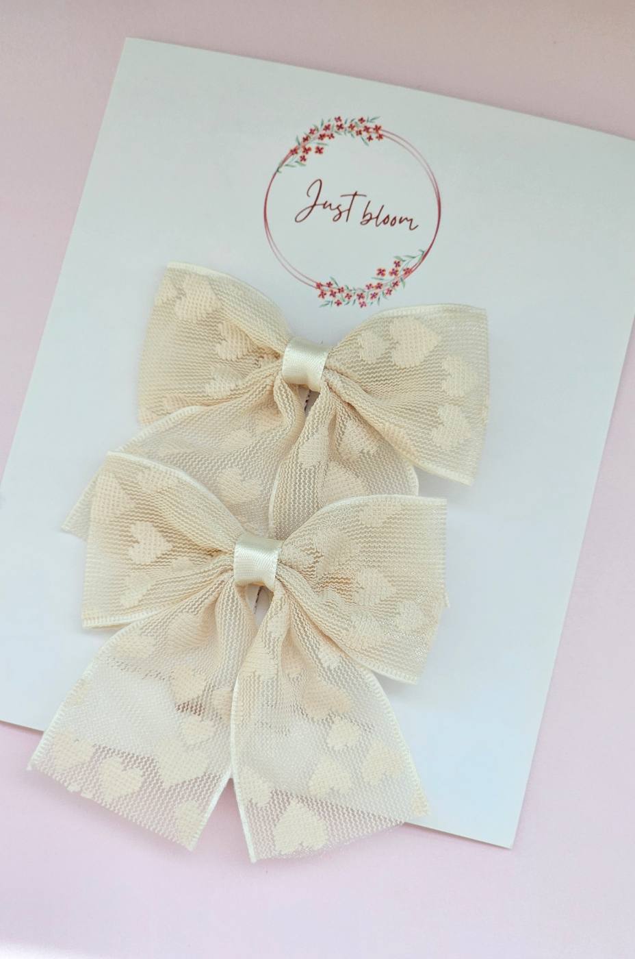 2pcs Hearts patterned Ribbon Bow Clip