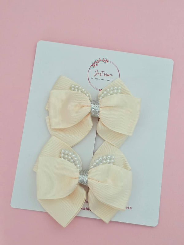2pcs Bow Hair Clip With Pearls