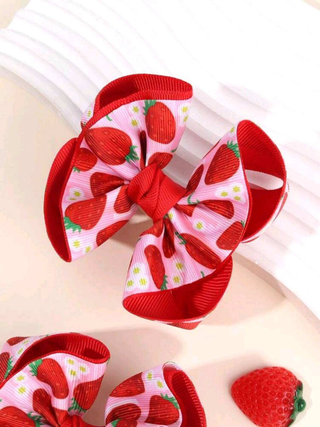2pcs Big Bow Strawberry Hair clip