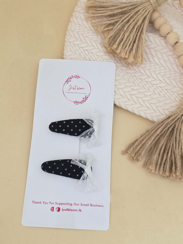 Black & White Polka Dot Snap clip